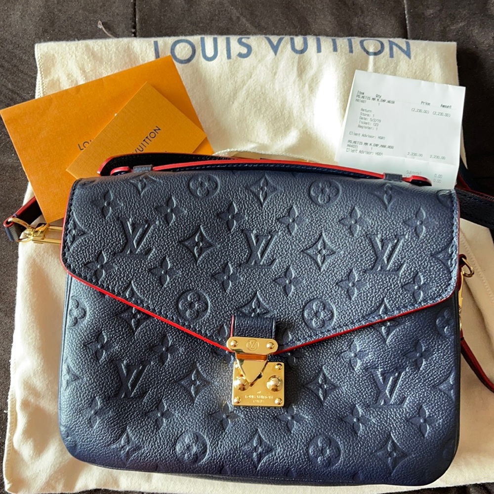 Louis Vuitton Monogram Empereinte
